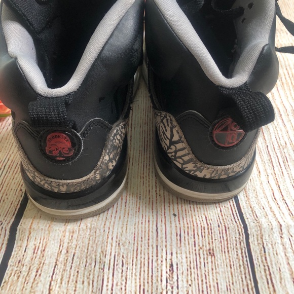 Nike Jordan Spizike Sneaker - Picture 8 of 8